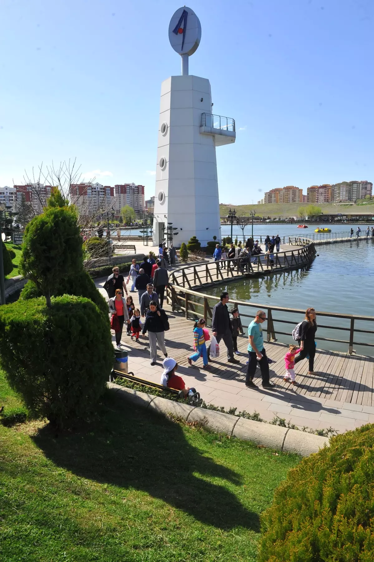 Güneş Açtı Parklar Doldu Taştı