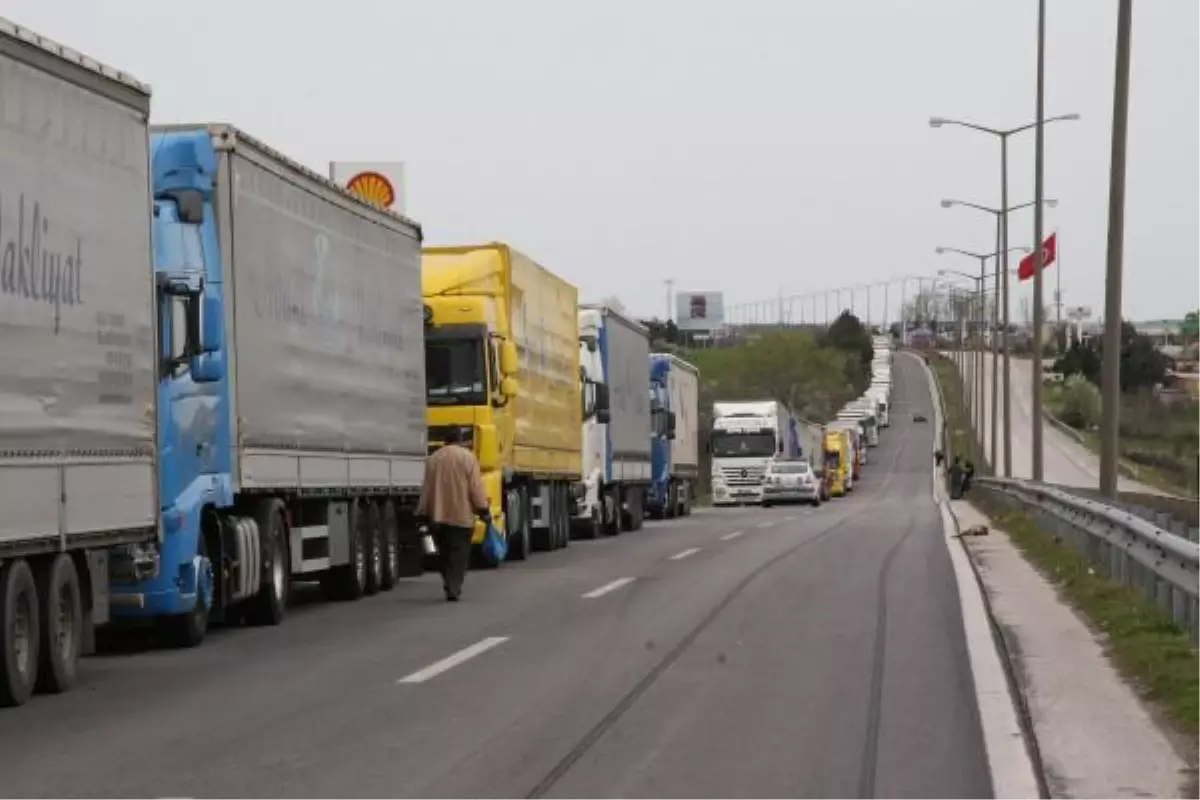 Kapıkule ve Hamzabeyli Kapılarında Tır Kuyruğu