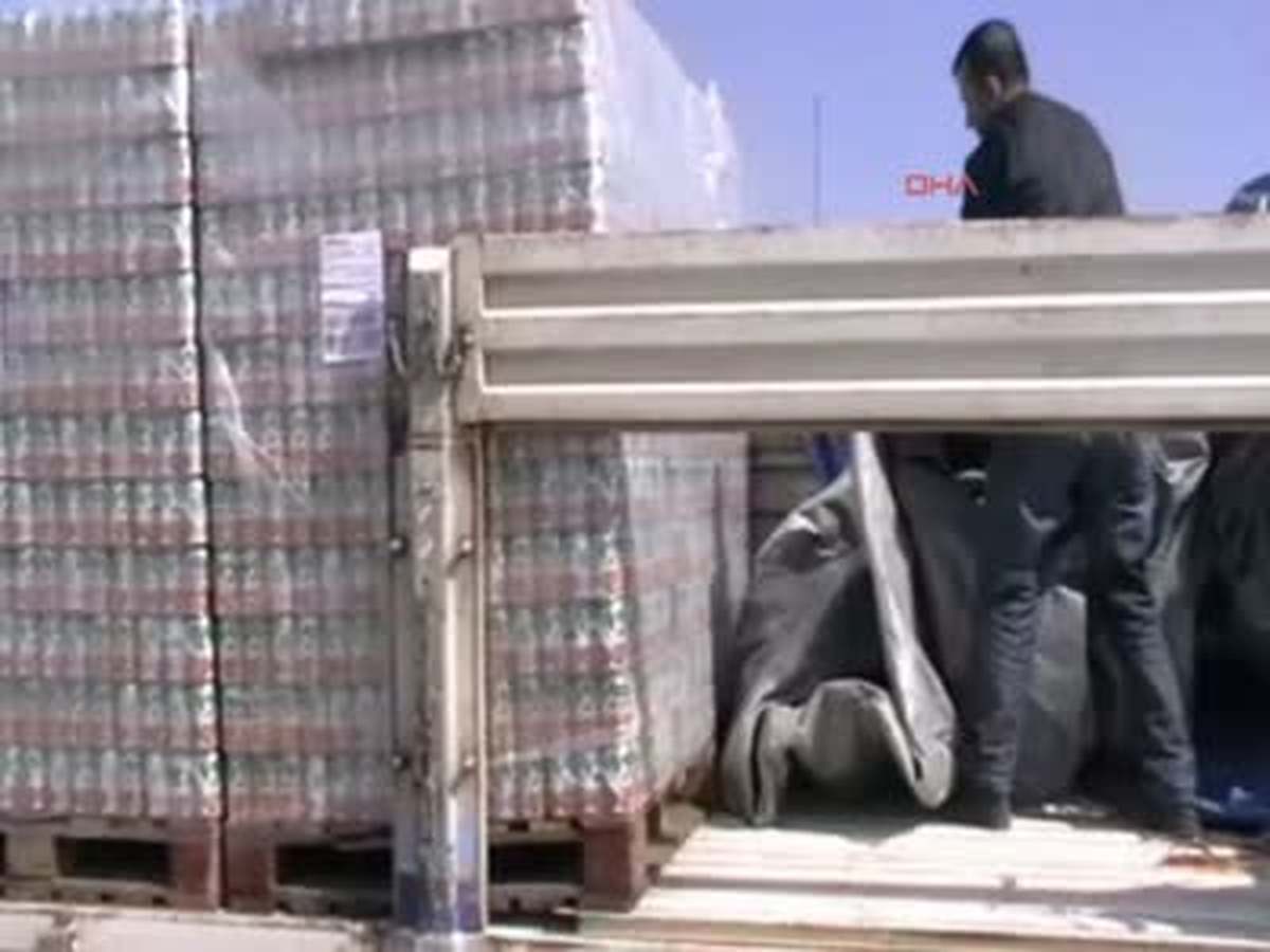 Meyve Suyu Yüklü Tır\'daki Çuvallarda 150 Kilo Esrar Bulundu