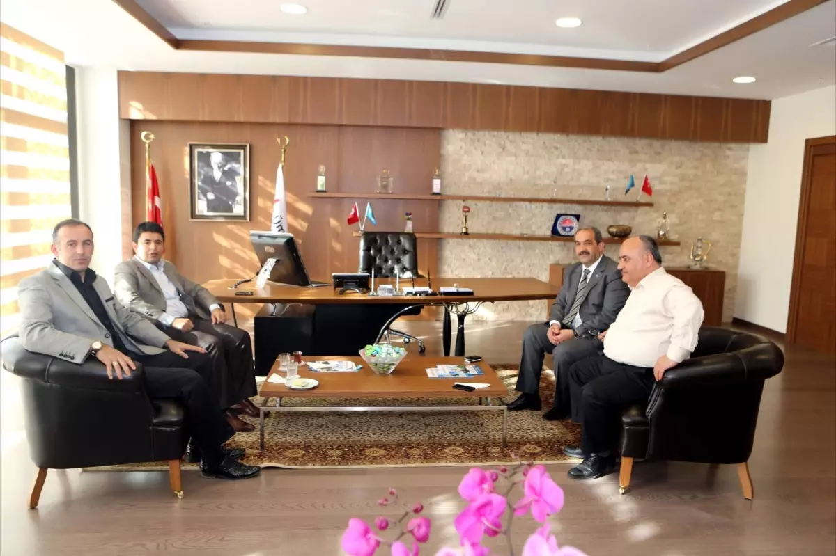 Başkan Ürgüp, Ümraniye Belediye Başkanı Hasan Can\'ı Ziyaret Etti