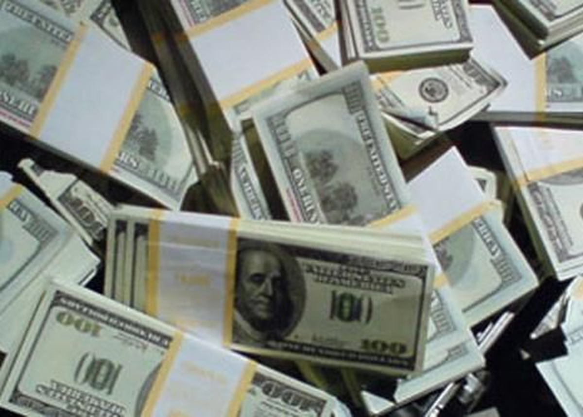 Hazine 2,7 Milyar Lira Borçlandı