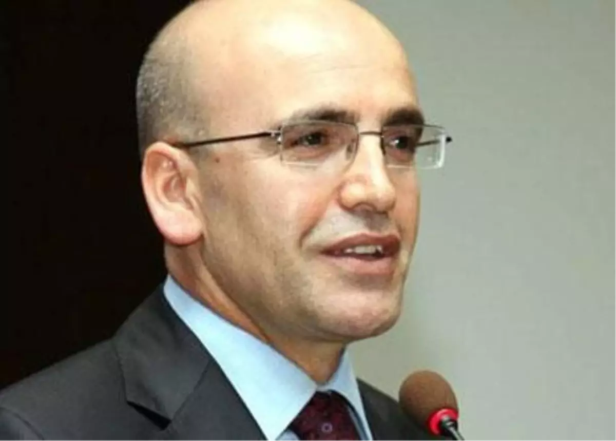 Maliye Bakanı Mehmet Şimşek, Bu Yıl Büyümenin Orta Vadeli Program\'da Öngördükleri Üzere Yüzde 4...