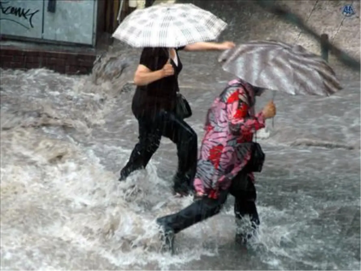 Meteoroloji\'den "Kuvvetli Yağış" Uyarısı