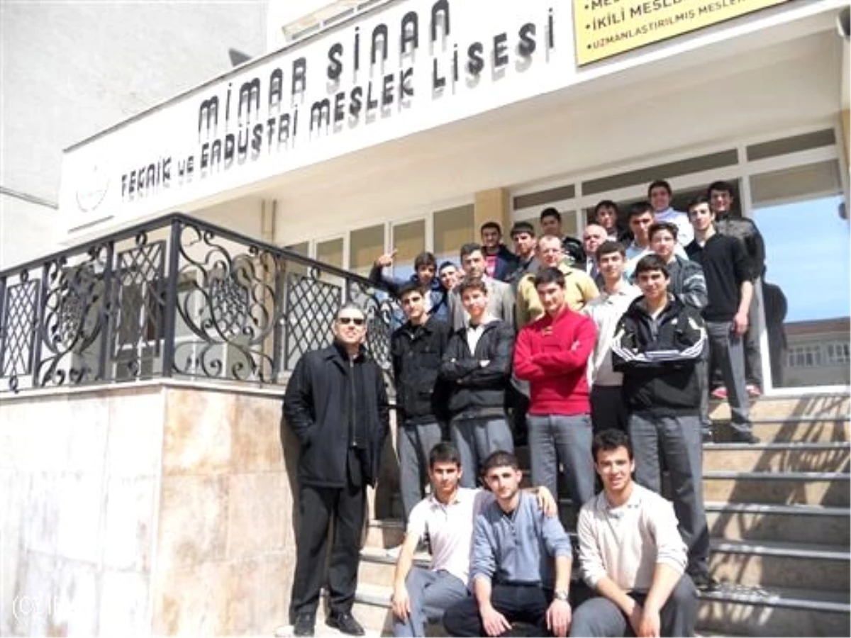 Mimar Sinan Endüstri Meslek Lisesi\'nde Başarı Geleneğe Dönüştü
