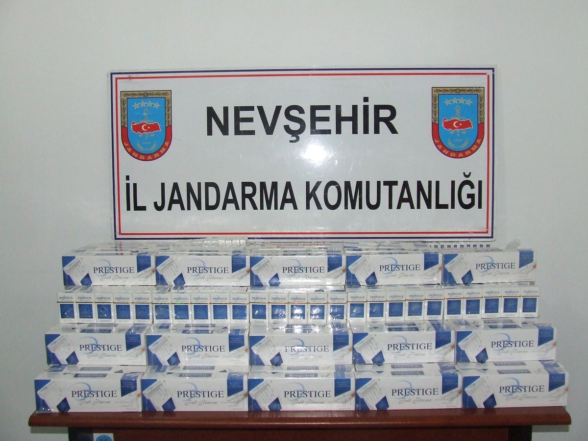 Yolcu Otobüsünde 990 Kapet Gümrük Kaçağı Sigara Ele Geçirildi