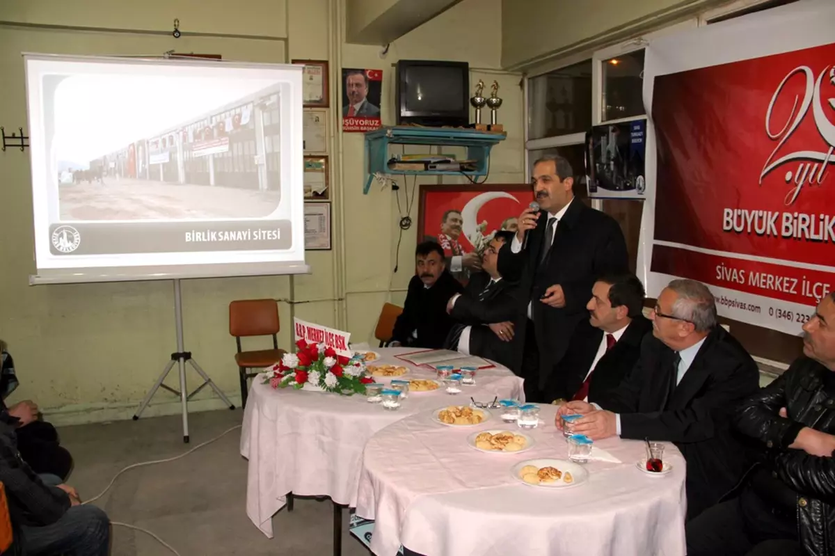 Başkan Ürgüp, Mahalle İstişare Toplantısına Devam Ediyor