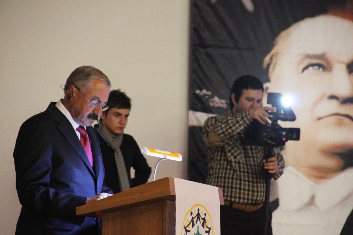 "Bütçemizin Yarısını Yatırımlara Ayırıyoruz"