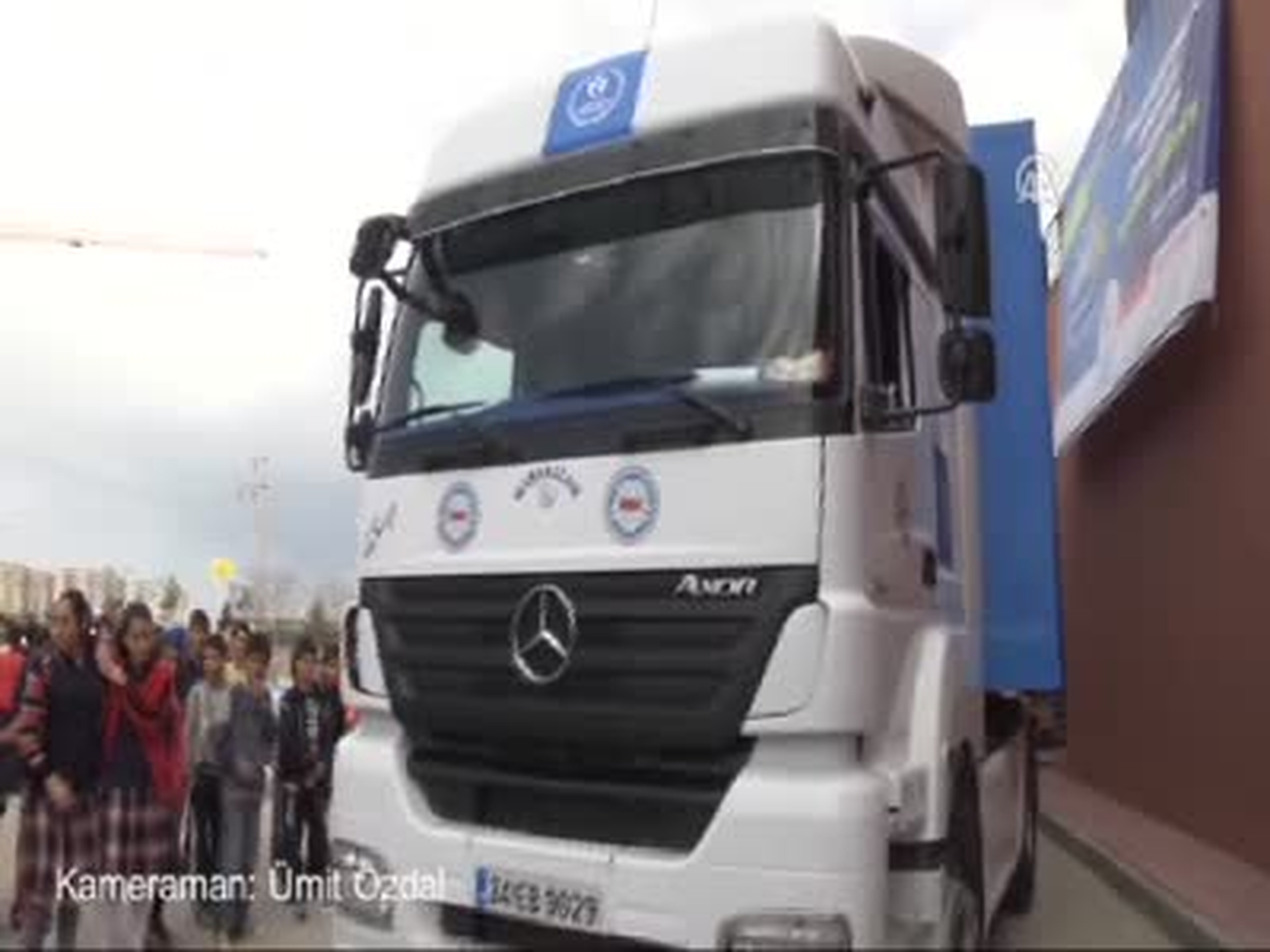 Milli Rallici Çetinkaya, Spor Tırı ile Turladı