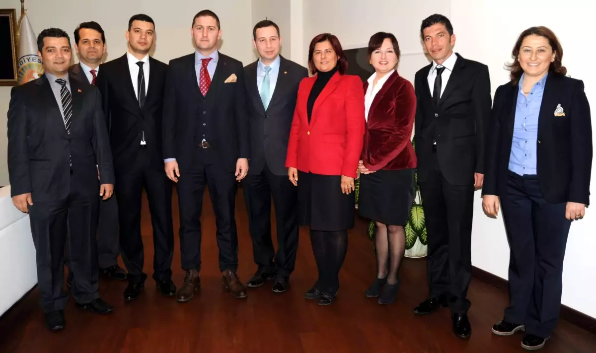 Genç Girişimcilerden Başkan Çerçioğlu'na Ziyaret