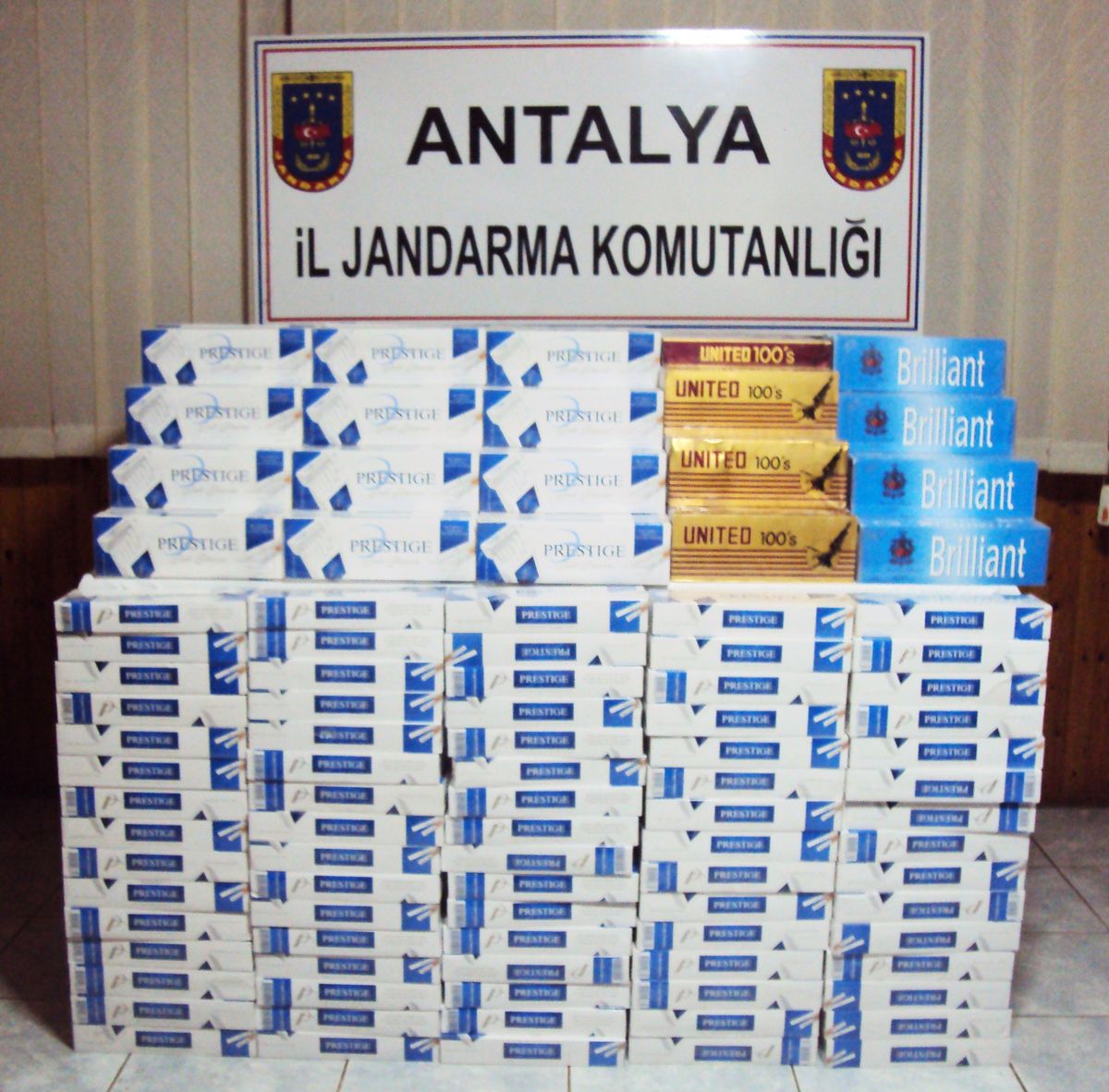 Otobüslerde Kaçak Sigara Operasyonu