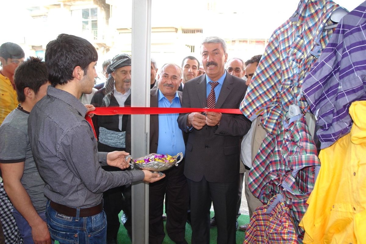 Şemdinli\'de Yeni İşyeri Açılışı