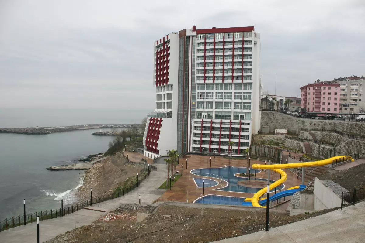 Sky Tower Hotel Kapılarını Basına Açtı