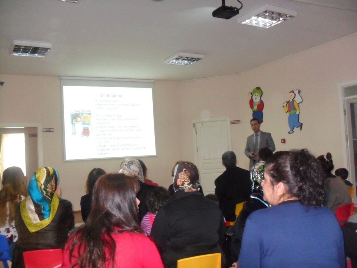 Velilere Afet Semineri