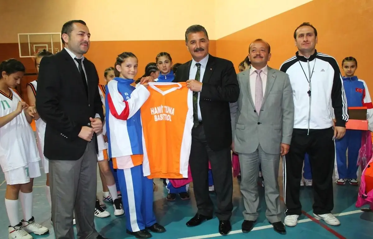 Bayan Basketbolcuların Başarısı