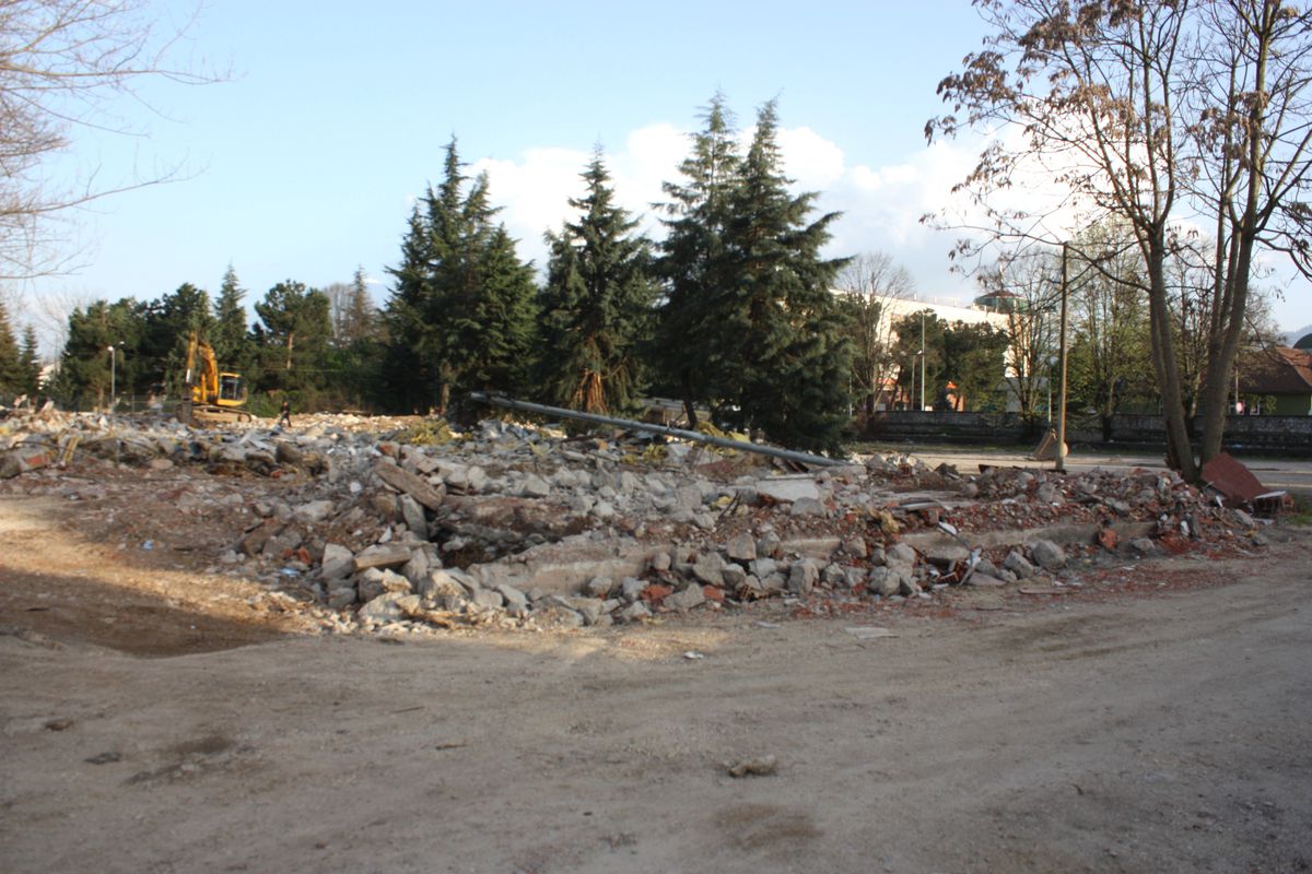 Eski Düzce Lisesi Park Olacak