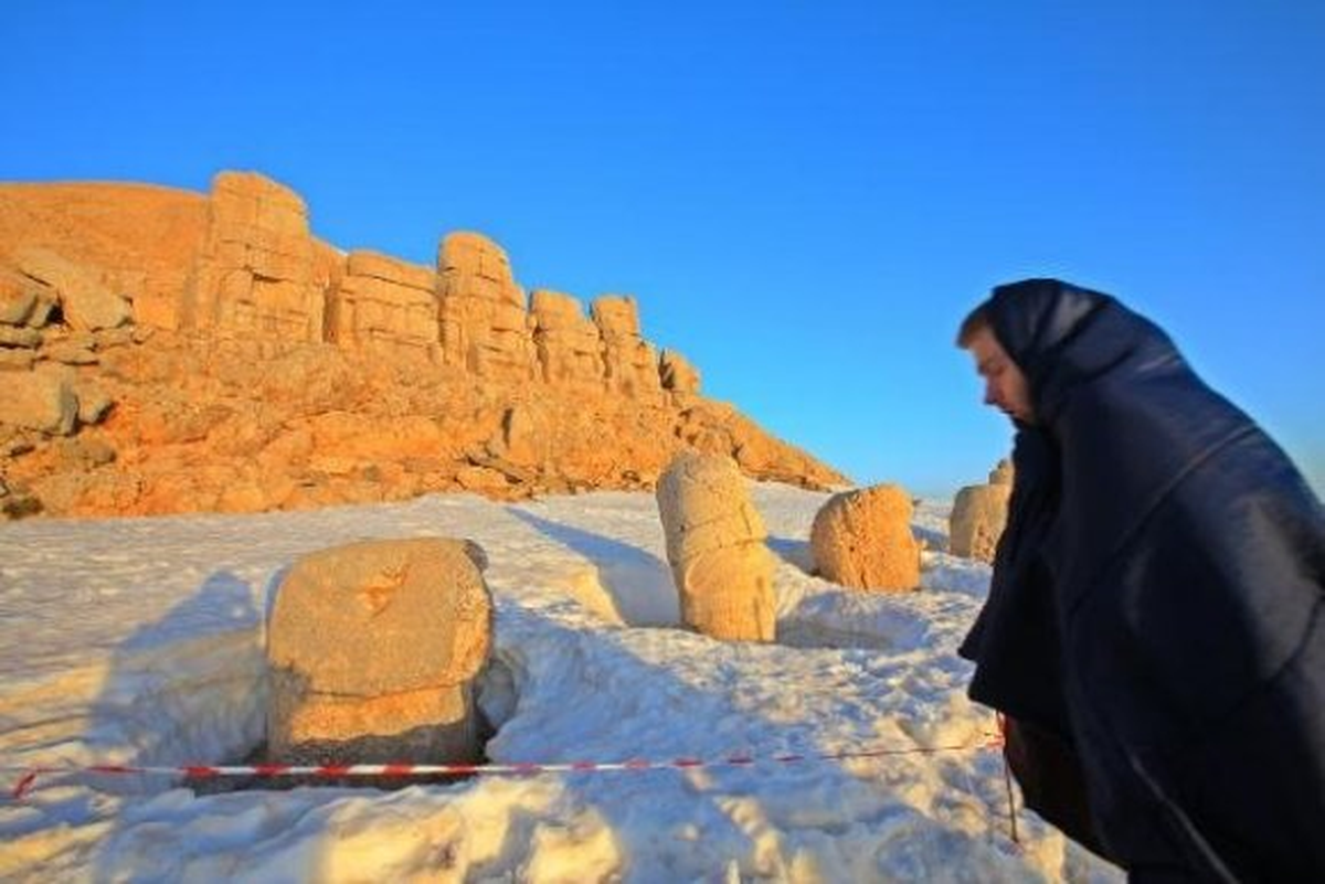 Nemrut\'ta Turizm Sezonu Erken Açıldı
