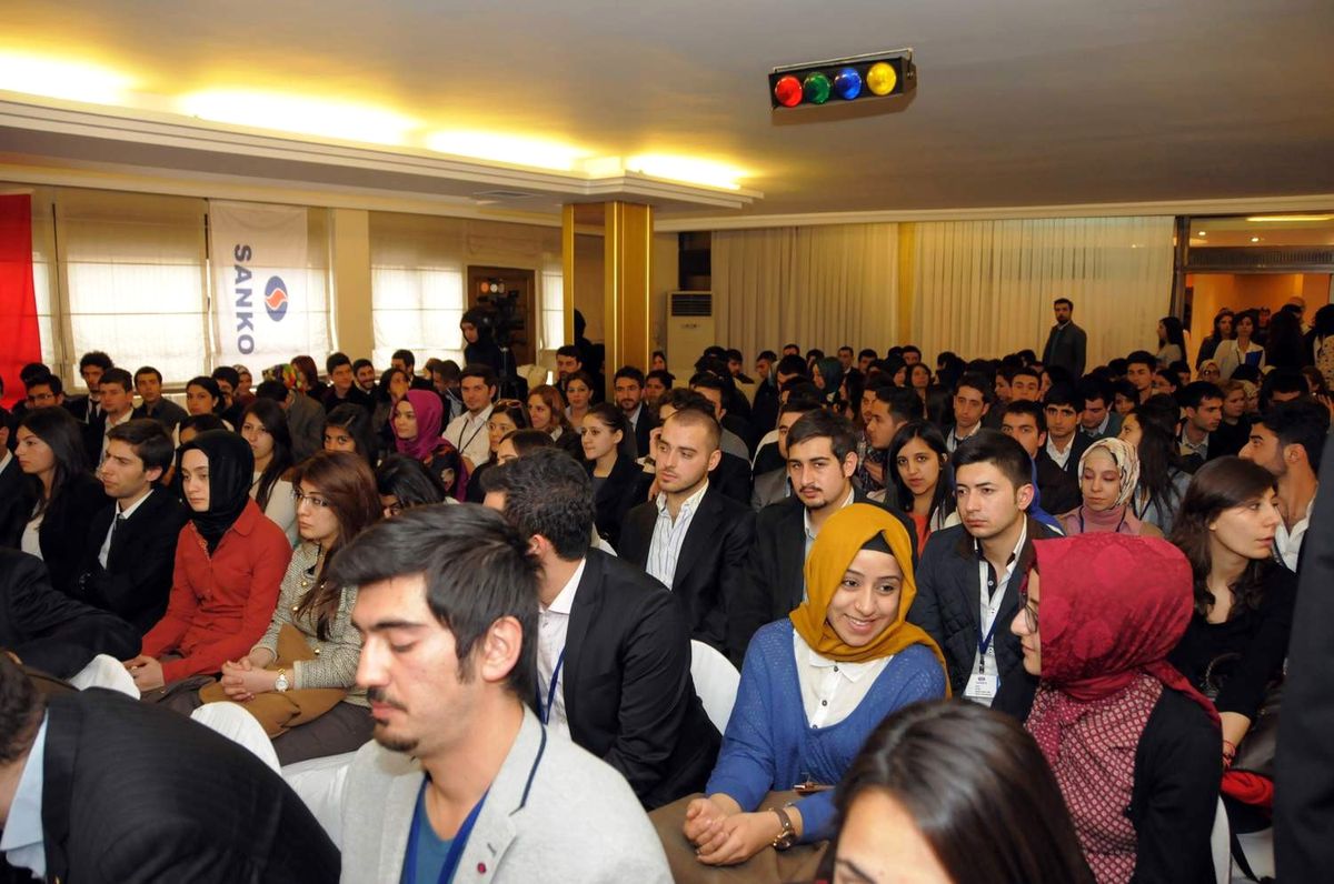 Sani Konukoğlu Vakfı Ankara Öğrenci Buluşması