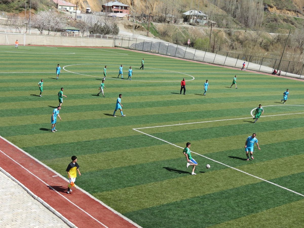 Şemdinli\'de Futbol Turnuvası Devam Ediyor