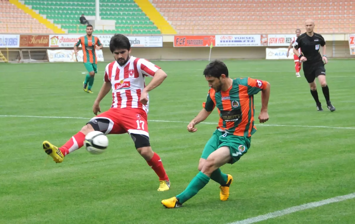 Alanyaspor: 1, Denizli Belediyespor: 2