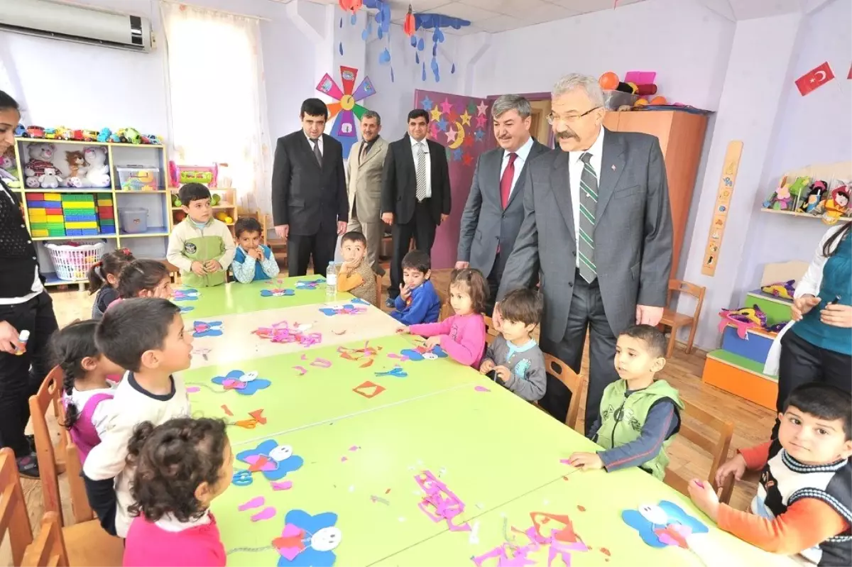 Vali Cerrah: "Okul Öncesi Eğitim Çocuklarımızın Geleceği Açısından Önem Taşıyor"