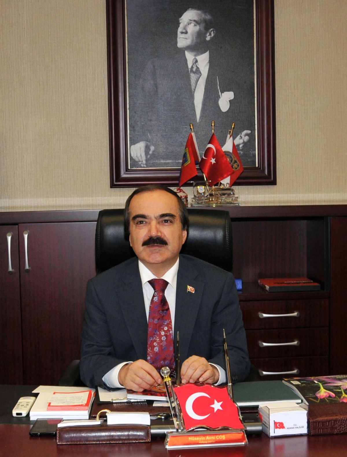 Vali Coş, "Yılın Valisi" Anketinde, Bu Yıl da Açık Ara Önde