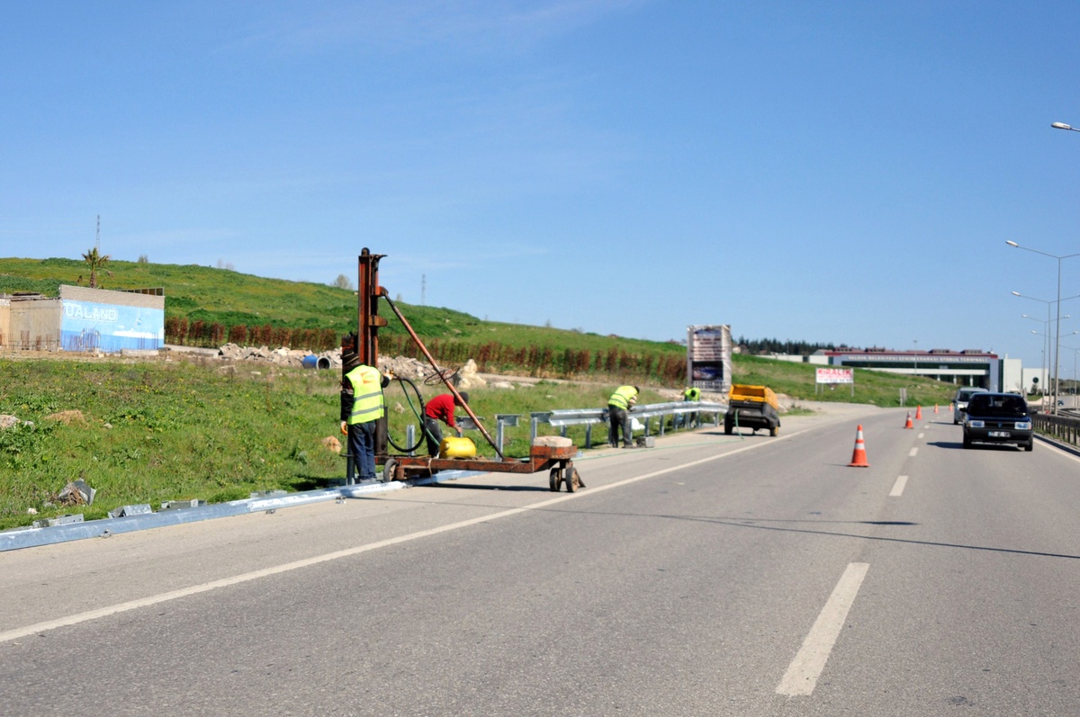 Yalova-Bursa Yolunda İyileştirme Çalışması