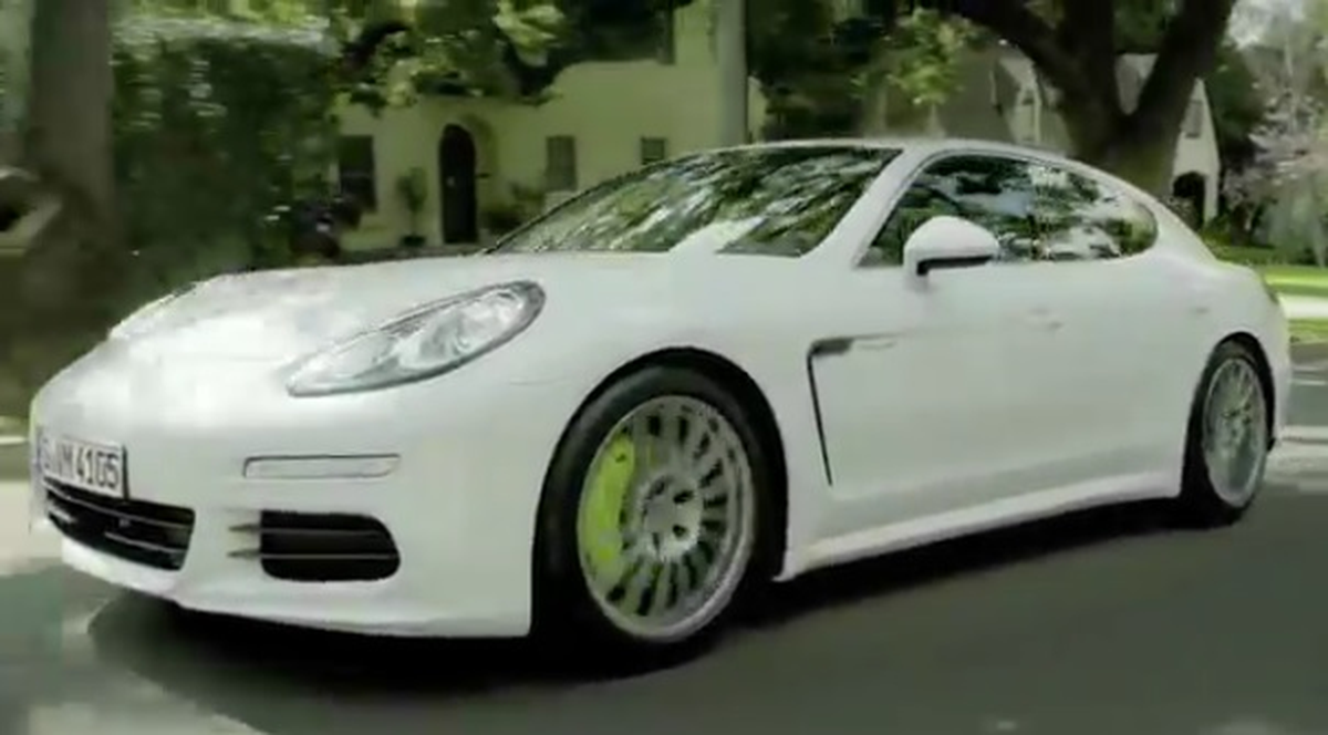 Yeni Kasa 2014 Porsche Panamera Video