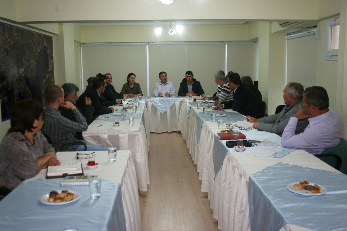 AK Parti Didim İlçe Başkanından CHP\'li Belediyeye Eleştiri