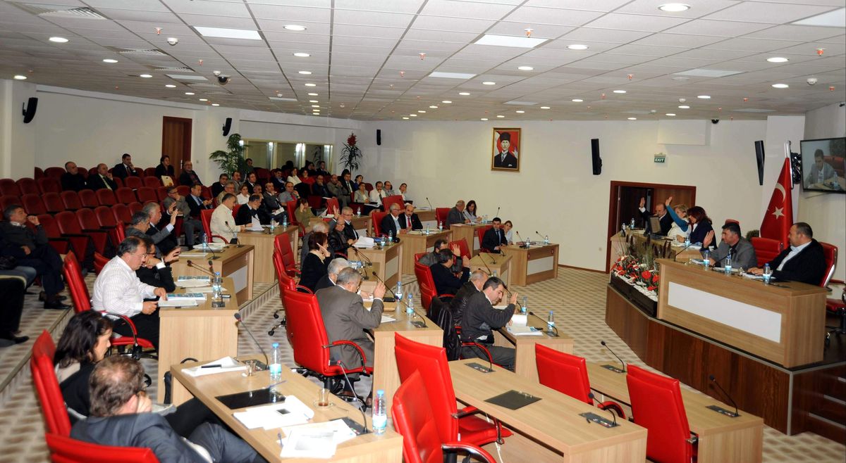 Aydın\'da \'Katı Atık Ücreti\' Kaldırdı