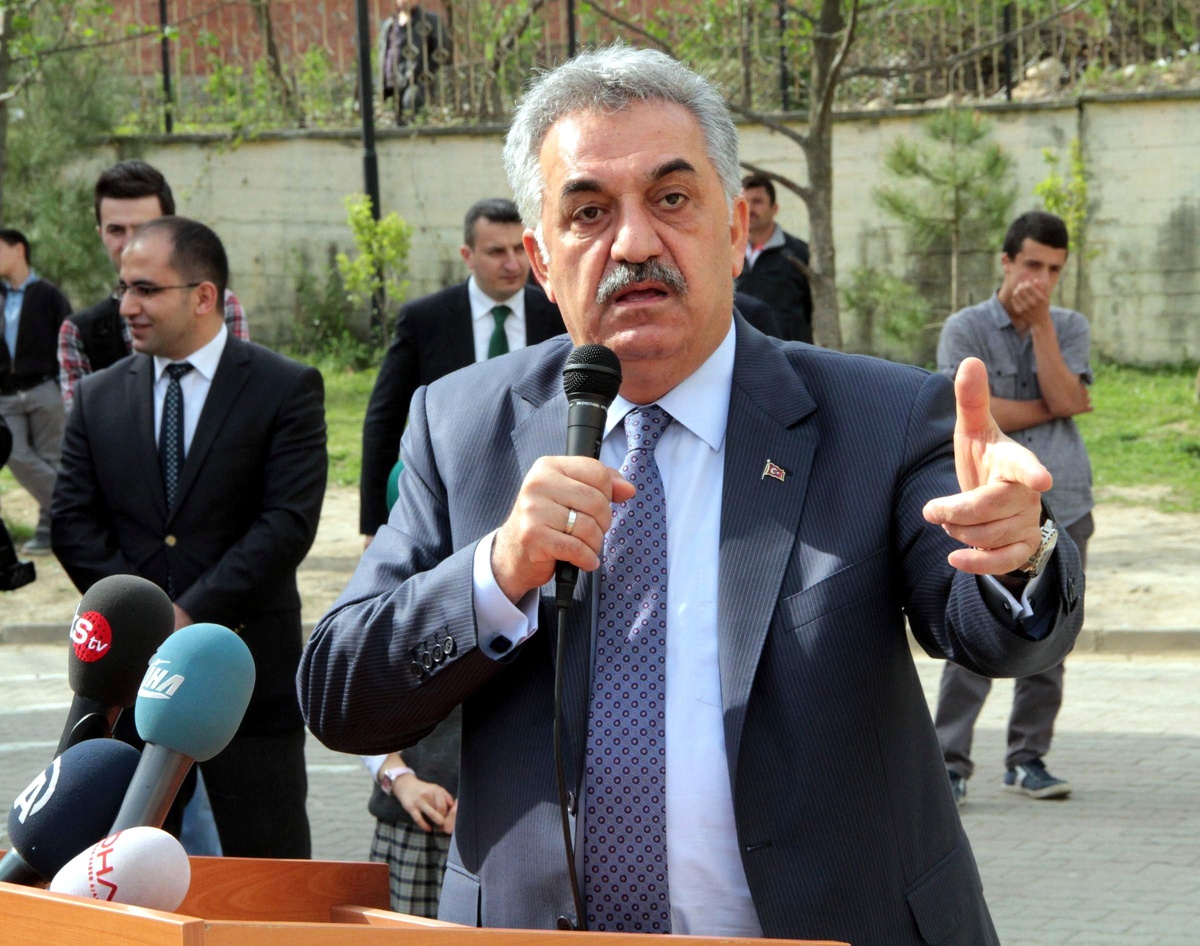 Bakan Yazıcı: "Milletin Kırmızı Çizgilerini Gözardı Etmiyoruz"