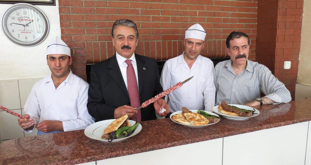 Başbakan Erdoğan\'ın Ekmek İsrafını Önleme Kampanyasına Destek