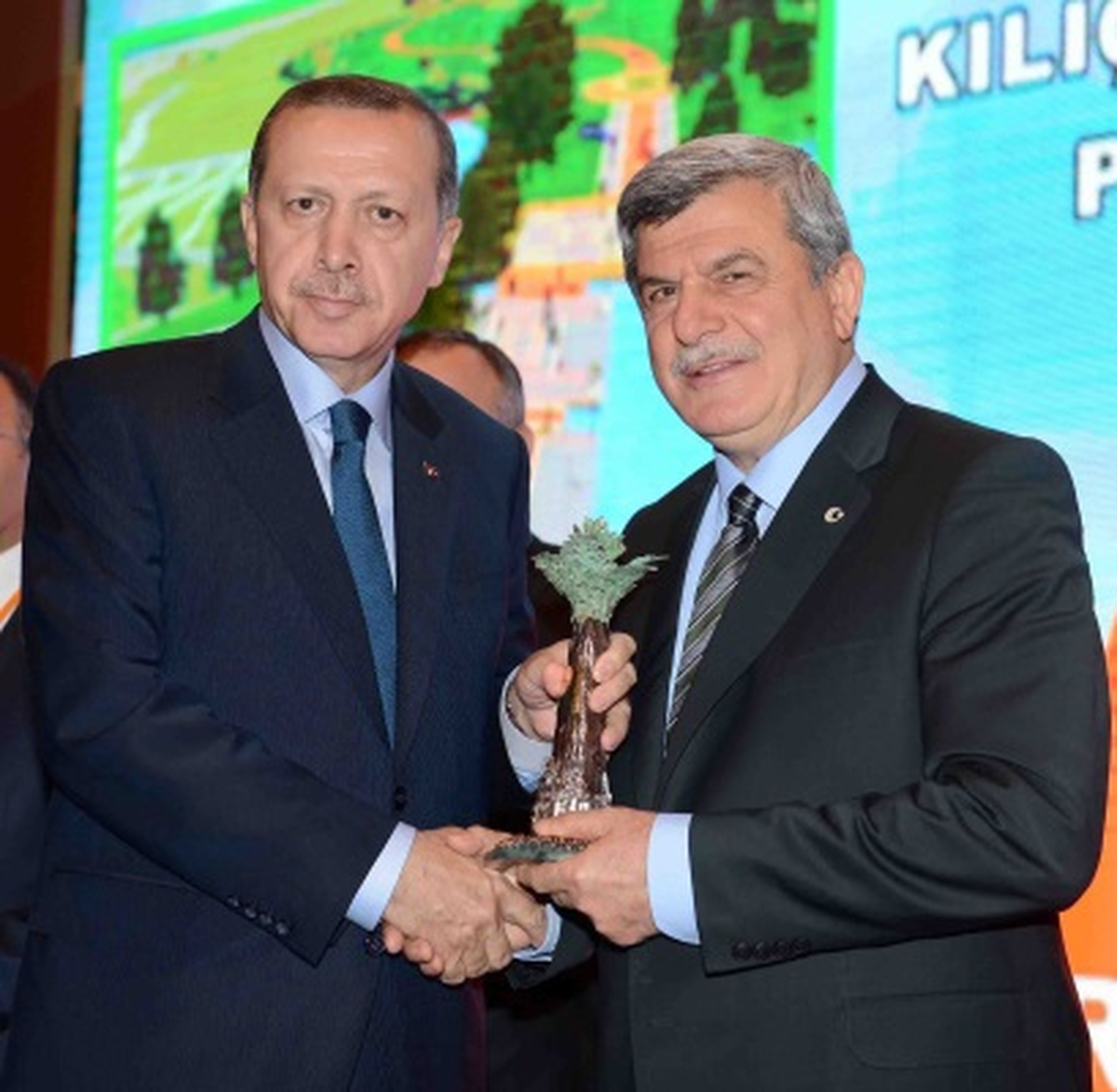 Başkan, Başbakan\'a Körfez Sahillerini Havadan Gösterdi