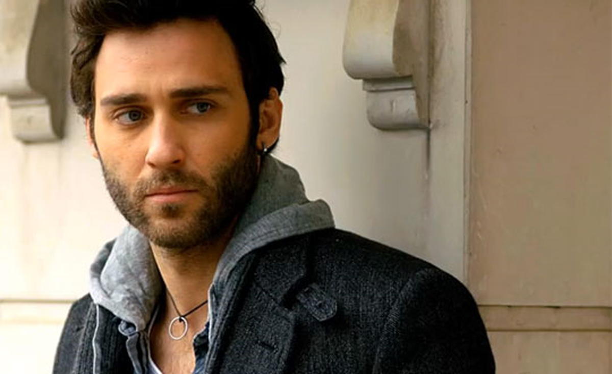 Bir Aşk Hikayesi\'nde Aşk Başlıyor !