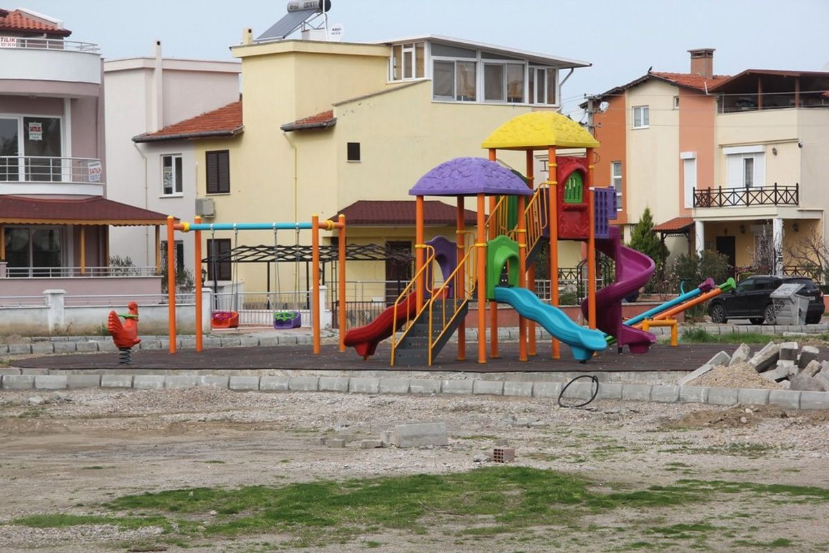Burhaniye\'de Park Sayısı Artıyor