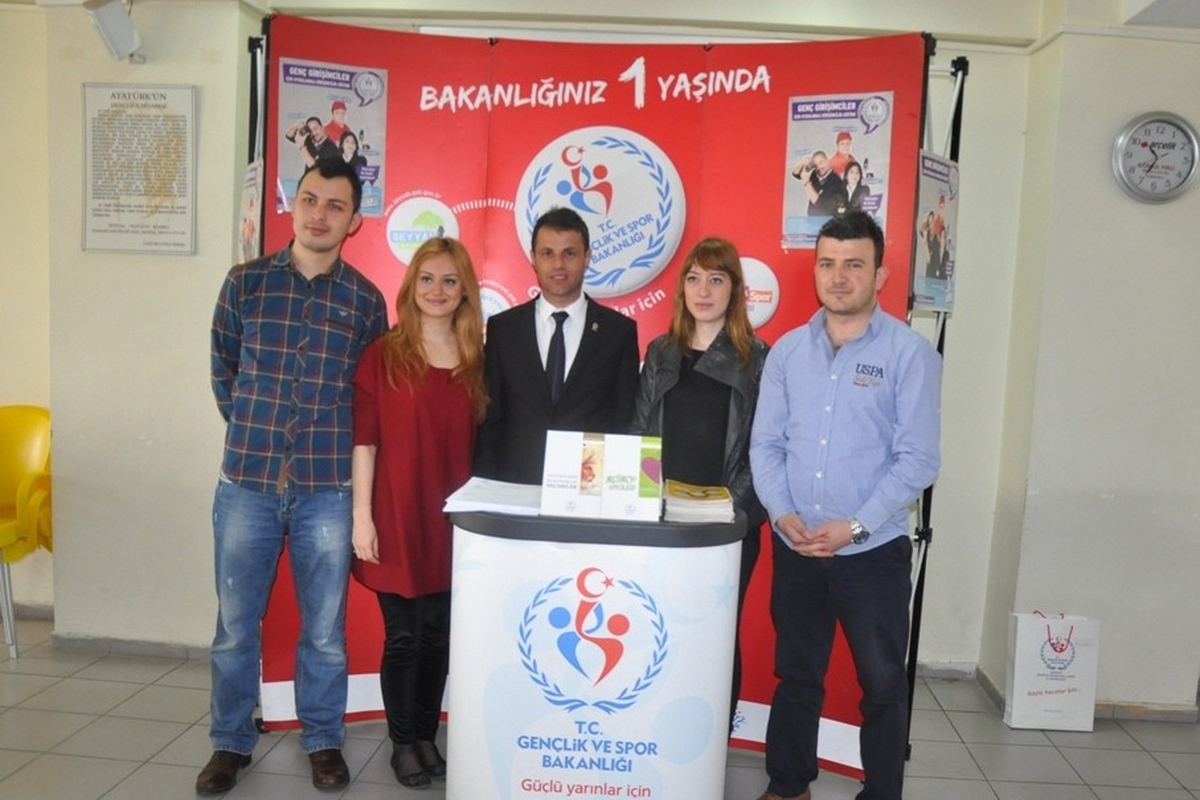 "Genç Girişimcilik Eğitimi" Tanıtıldı