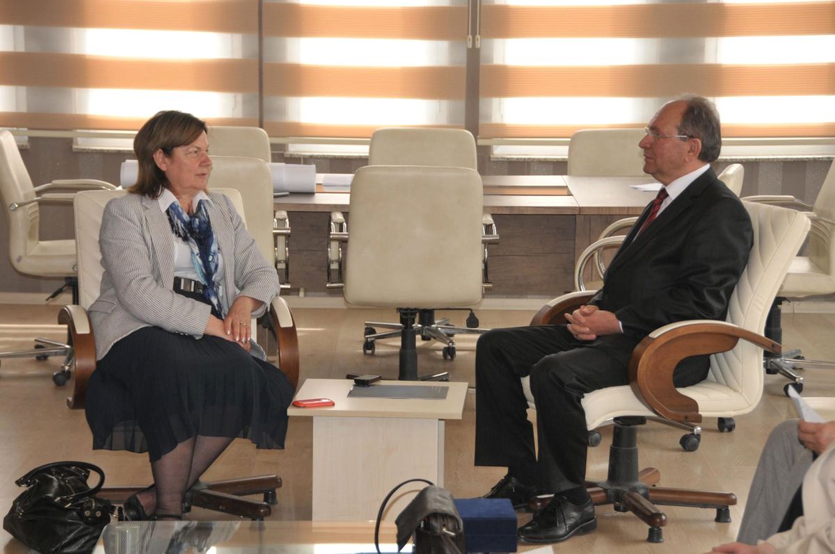 Güven ve Tekcan\'dan Burma\'ya "Yaşam Park" Teşekkürü