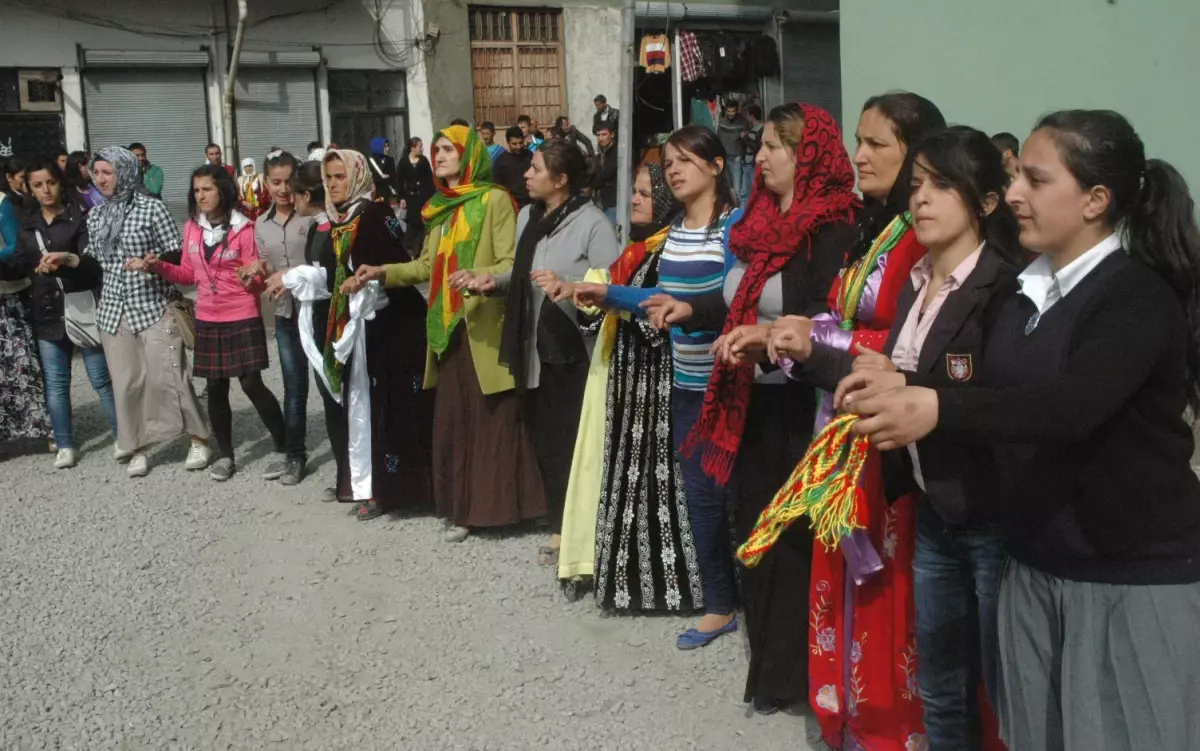 Hakkari\'de \'Öcalan\' Şenliği