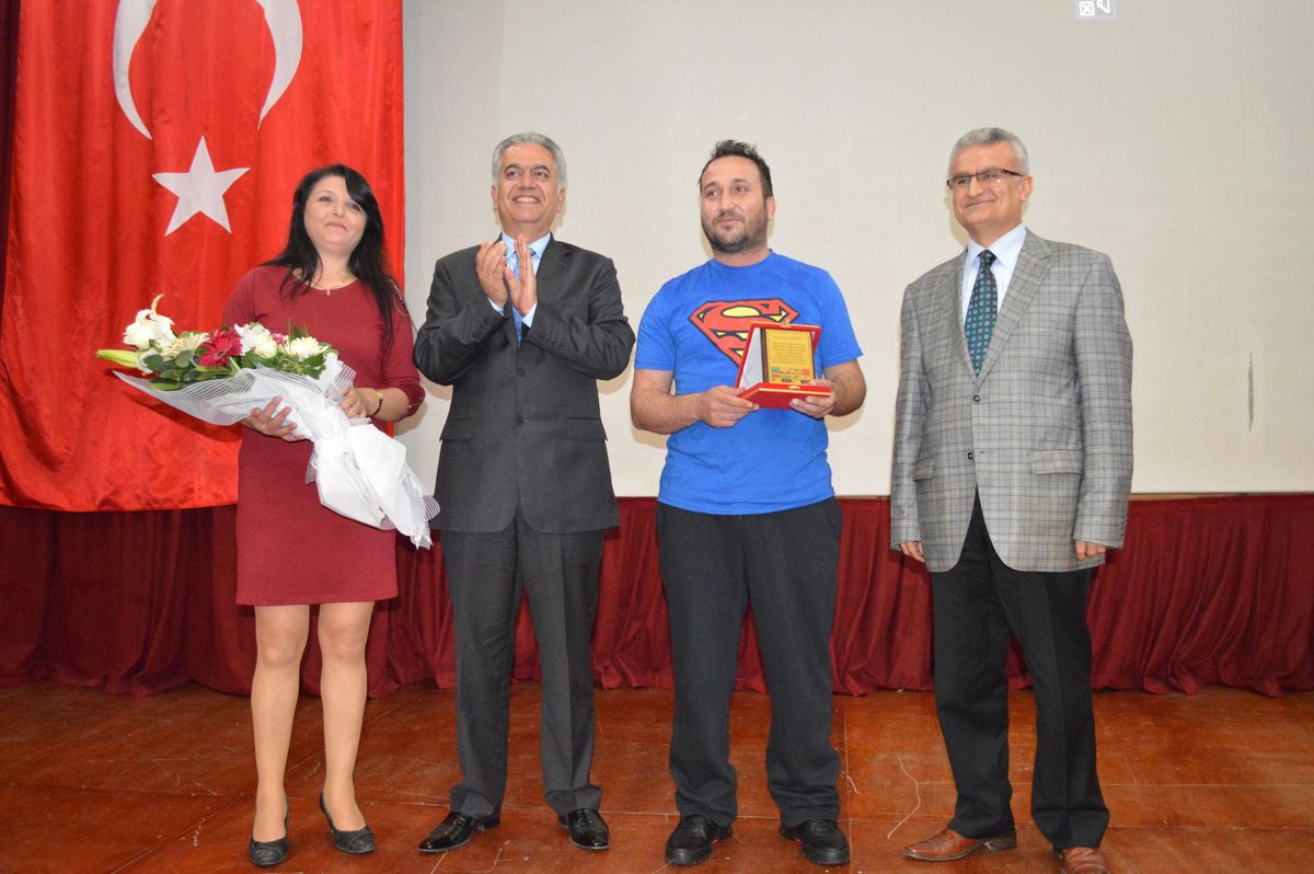 "Hücrelerime Sahip Olabilirsin Ama Ruhuma Asla" Oyunu Sahnelendi