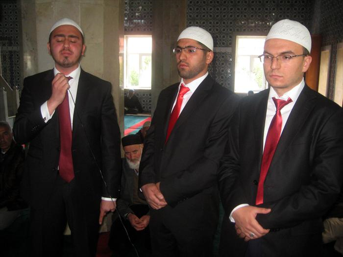 İmamlar, Ezanı Daha Güzel Okuyacak