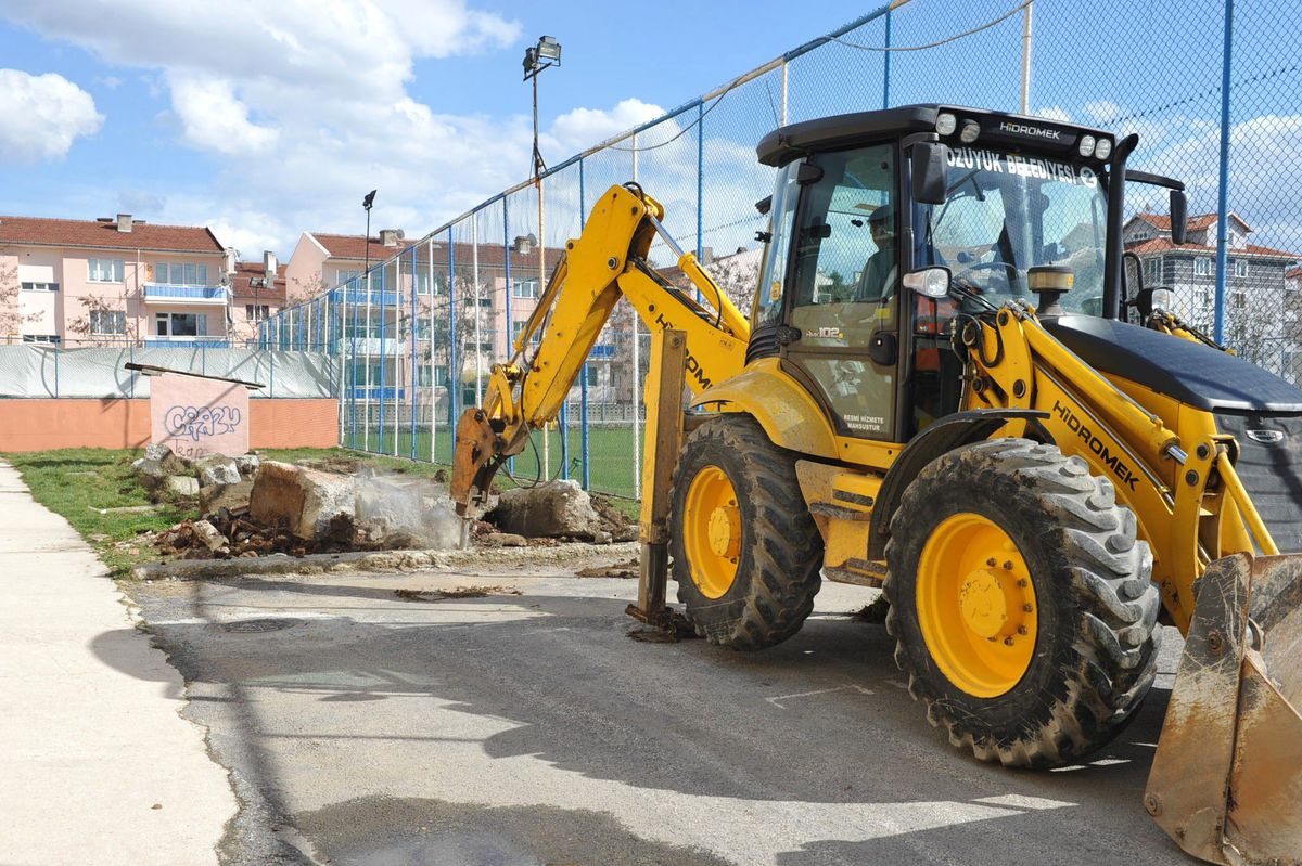 Kapalı Spor Salonunda Tadilat