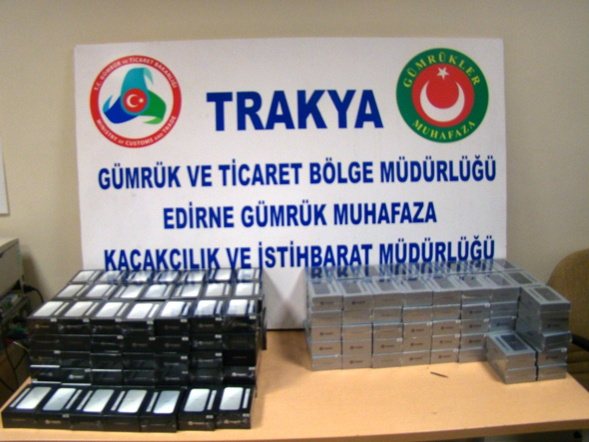 Kapıkule\'de 47 Bin Liralık Kaçak Eşya Yakalandı