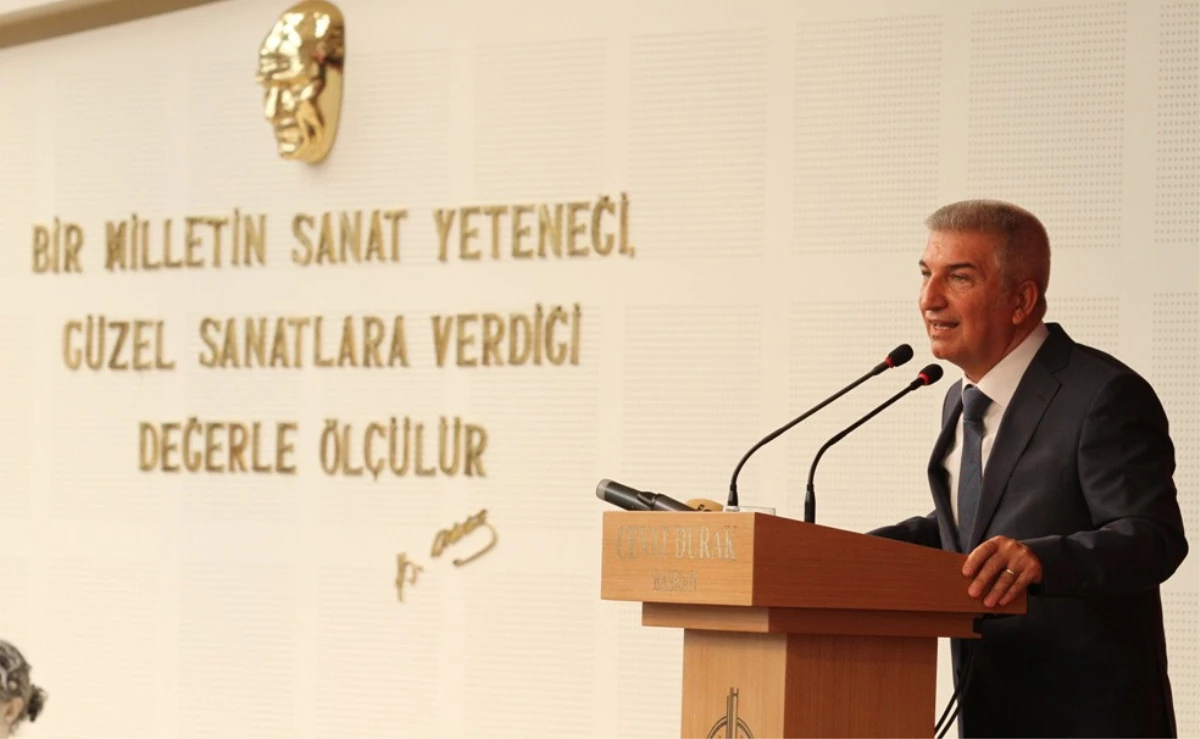 Karşıyaka Belediye Başkanı Durak\'ın Basın Toplantısı