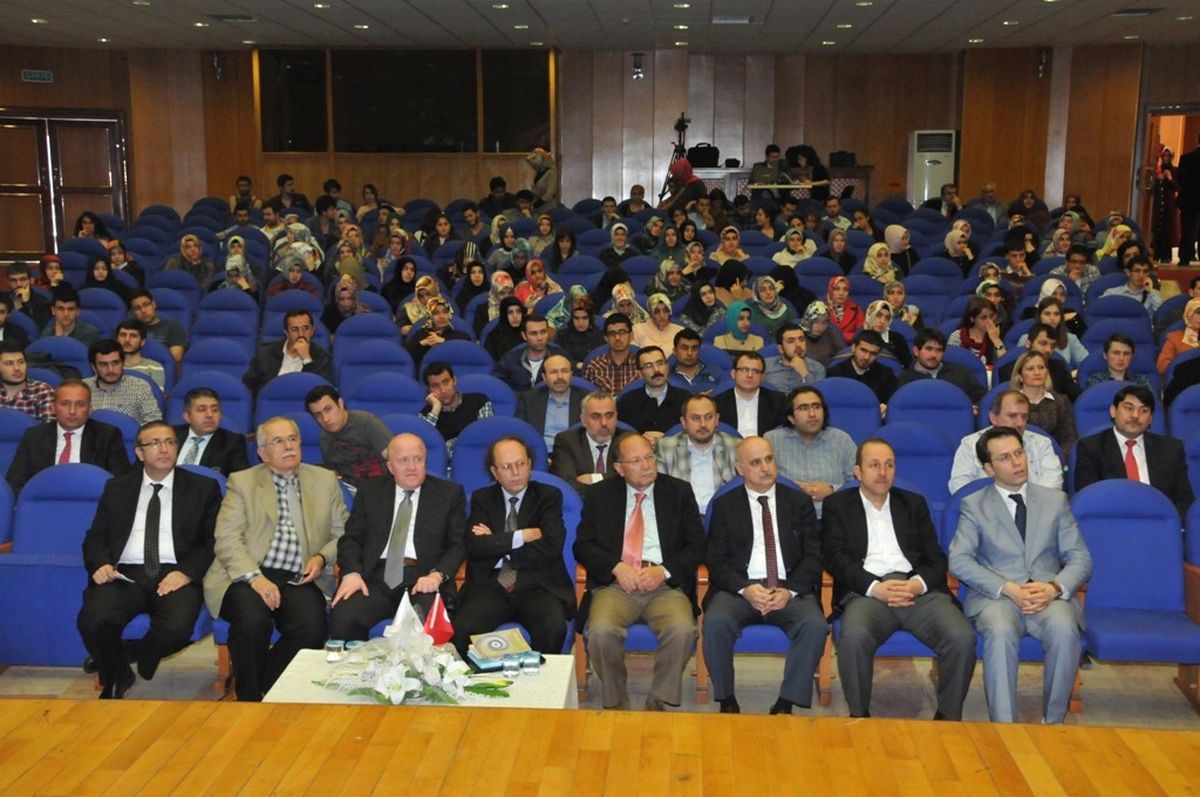 "Kriz ve Medeniyet" Konferansı