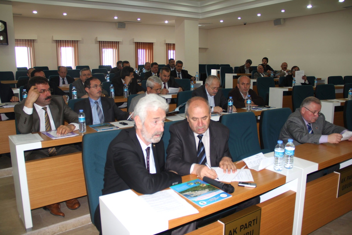 Milli Eğitim Yatırımlarıyla Meclis Bilgilendirildi