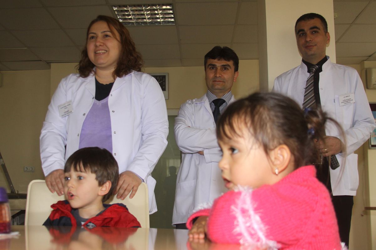 Minik Öğrenciler Hastaneyi Gezdi
