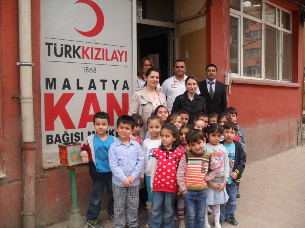 Minik Öğrencilere Kızılay Tanıtıldı