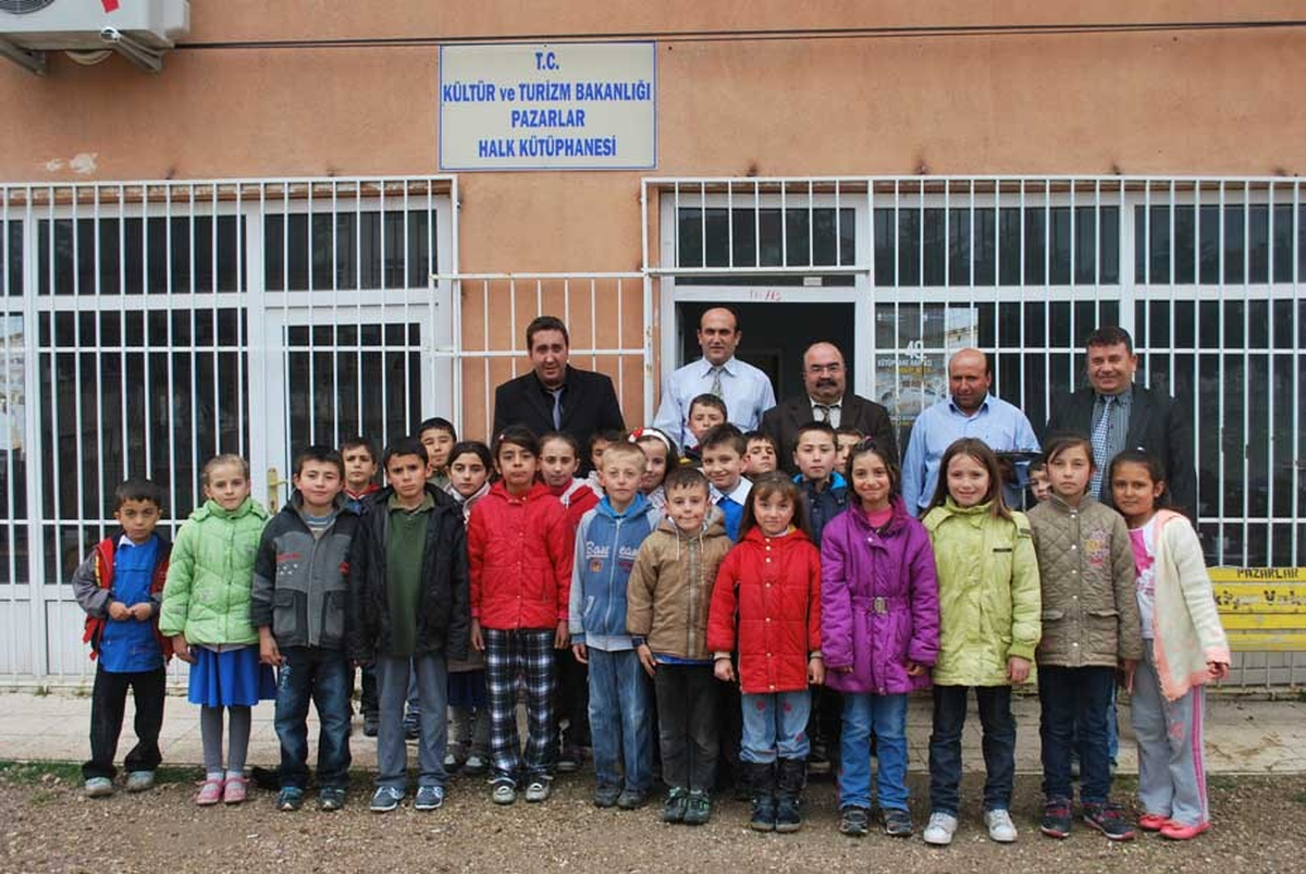 Öğrenciler Kütüphanecilik Haftasını Kutladı