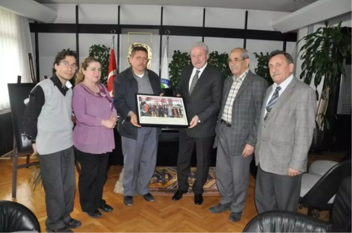 Şairler Başkan Okay'ı Ziyaret Etti