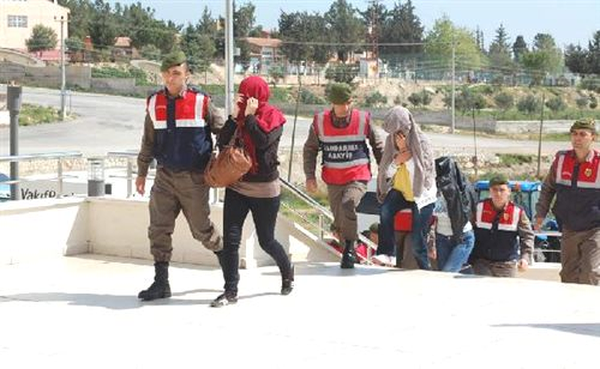 Siirt ve Mersin\'de Fuhuş Operasyonu