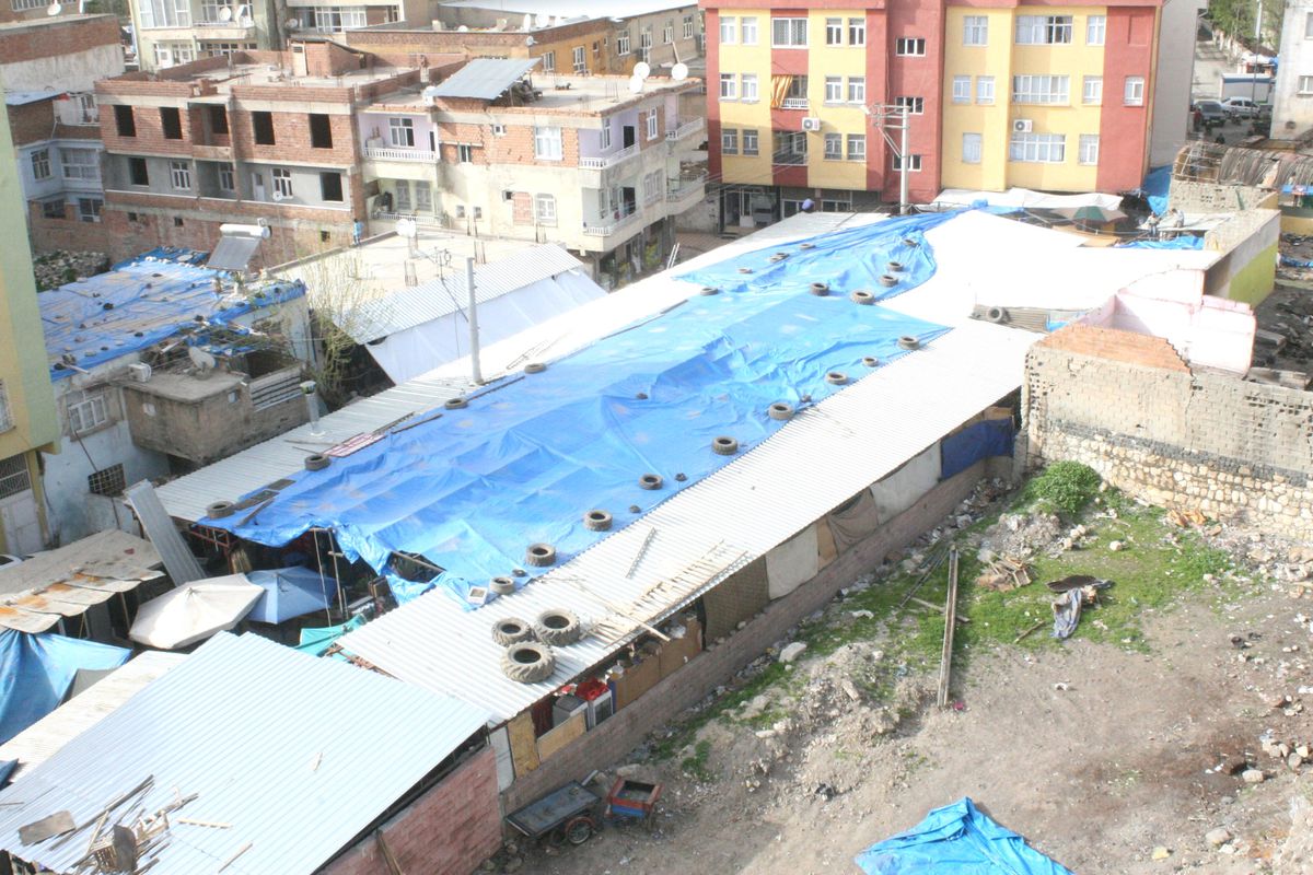 Silvan\'da Semt Pazarı Boşaltıldı